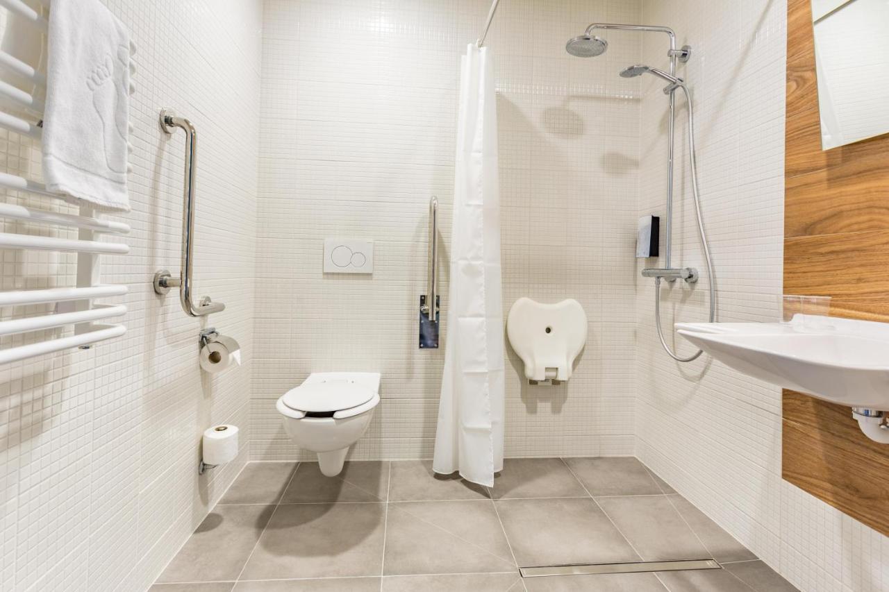 B&B Hotel Nowy Targ Centrum Экстерьер фото