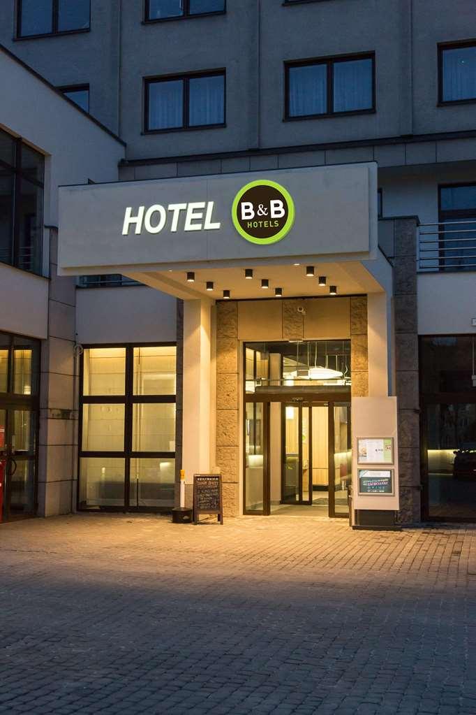 B&B Hotel Nowy Targ Centrum Экстерьер фото